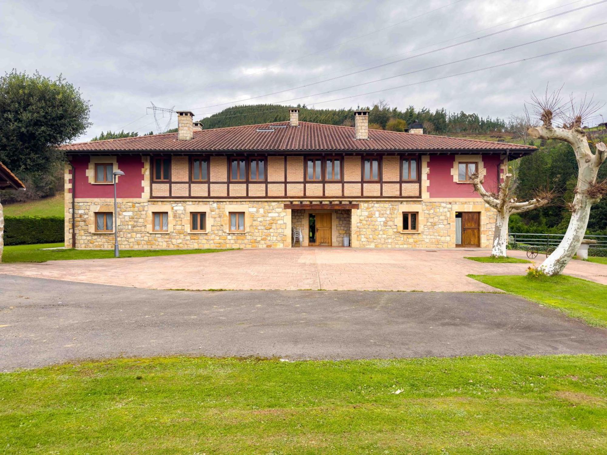 Amplia Casa Rural En Entorno Natural Ziortza-Bolibar Exterior photo